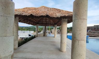 Preventa de casa nueva de 3 recamaras con alberca en residencial Terra Rio, Santa Fe, Xohitepec, Mor.