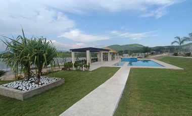 Preventa de casa nueva de 3 recamaras con Roof Garden y alberca en residencial Terra Rio, Santa Fe, Xochitepec, Mor.