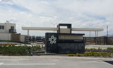 Se vende casa de tres recámaras, modelo Amatista, en área  de alberca, en Real Santa Fe Residencial, Xochitepec, Mor.
