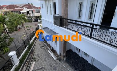 Disewakan Cepat Rumah Besar Hook 2Lt Full Renovasi MULYOSARI Mulyorejo
