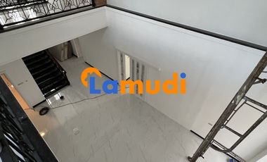 Disewakan Cepat Rumah Besar Hook 2Lt Full Renovasi MULYOSARI Mulyorejo