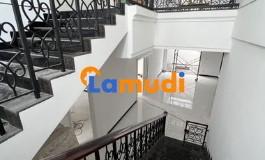 Disewakan Cepat Rumah Besar Hook 2Lt Full Renovasi MULYOSARI Mulyorejo
