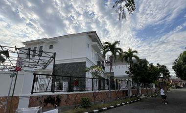 Disewakan Cepat Rumah Besar Hook 2Lt Full Renovasi MULYOSARI Mulyorejo