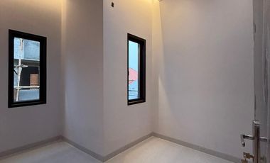 Rumah dalam townhouse pejaten pasar minggu