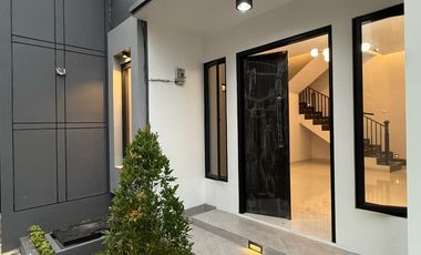 Rumah dalam townhouse pejaten pasar minggu