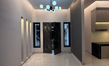 Rumah dalam townhouse pejaten pasar minggu