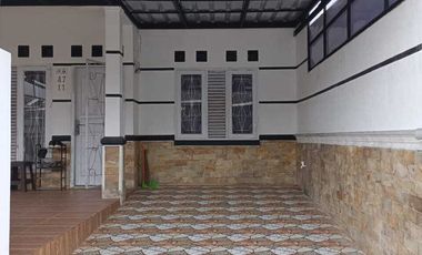 Rumah Strategis Jalan Utama Taman Asri Ciaul Sukabumi