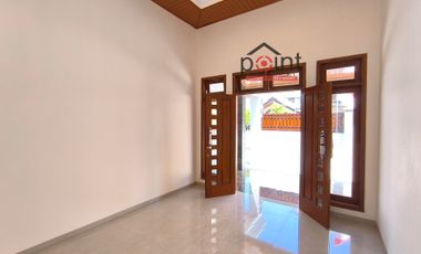 Rumah Mewah Klasik Lux Luas  Baru 1 Lt di Sumber dekat Manahan Solo