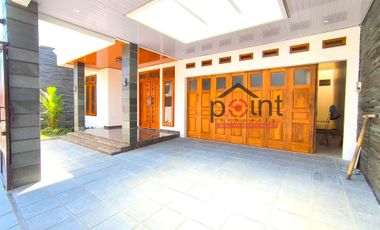 Rumah Mewah Klasik Lux Luas  Baru 1 Lt di Sumber dekat Manahan Solo