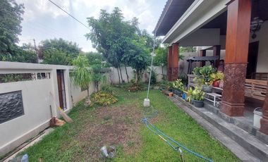 Rumah Mewah Luas Klasik Jati di Tengah Kota Solo