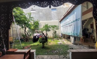 Rumah Mewah Luas Klasik Jati di Tengah Kota Solo