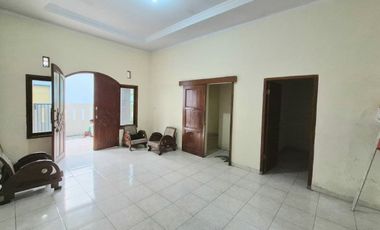 Rumah Bagus SHM Siap Huni di Mangkubumen Solo Kota