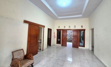 Rumah Bagus SHM Siap Huni di Mangkubumen Solo Kota