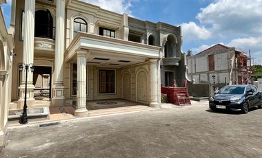 PERUMAHAN JOHAR MANSION UNIT POJOK A7 DENGAN PRIVAT POOL DI BANYURADEN