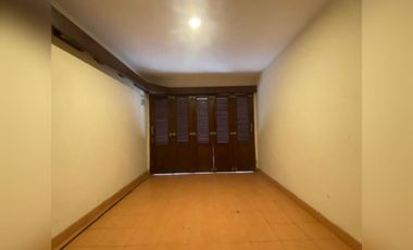 Dijual Rumah 2.5 Lantai Full Furnished dlm Perumahan dkt Mirota Kampus