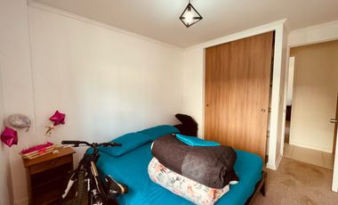 Soleado departamento en arriendo por año corrido