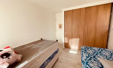 Soleado departamento en arriendo por año corrido