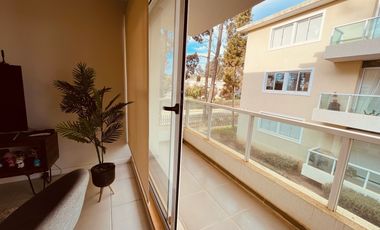 Soleado departamento en arriendo por año corrido