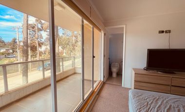 Soleado departamento en arriendo por año corrido