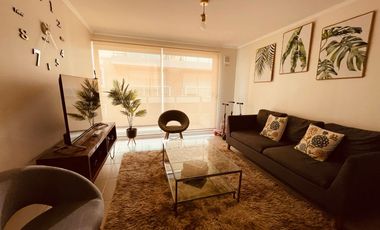 Soleado departamento en arriendo por año corrido