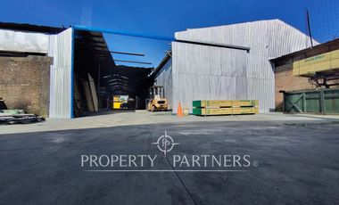 Amplio local comercial en pleno centro