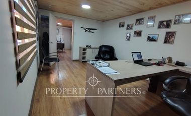 Amplio local comercial en pleno centro