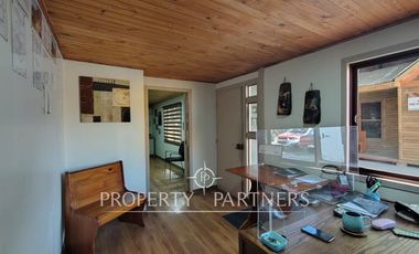 Amplio local comercial en pleno centro