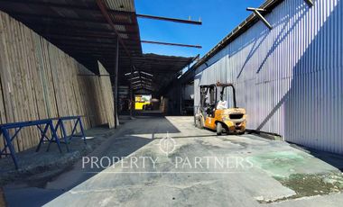 Amplio local comercial en pleno centro