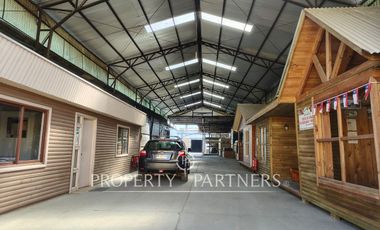 Amplio local comercial en pleno centro