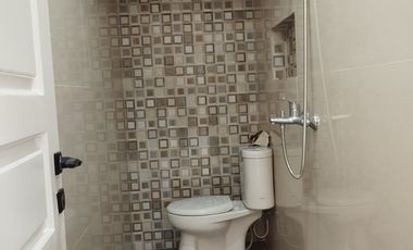 Rumah Baru 3 lantai Dalam Townhouse Besar Jagakarsa Jakarta Selatan