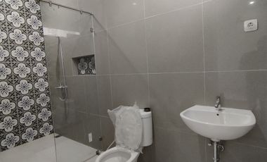 Rumah Baru 3 lantai Dalam Townhouse Besar Jagakarsa Jakarta Selatan