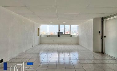 RENTA DE OFICINA EN PH EN COLONIA CUAUHTÉMOC