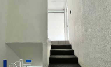 RENTA DE OFICINA EN PH EN COLONIA CUAUHTÉMOC