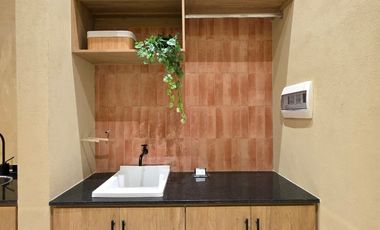 CASA EN VENTA 1 PLANTA, 3 RECÁMARAS, 2 BAÑOS, COCHERA PARA 2 AUTOS