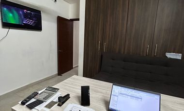 CASA EN VENTA 1 PLANTA, 2 RECÁMARAS, 2 BAÑOS, COCHERA PARA 1 AUTO