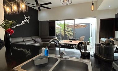 CASA EN VENTA 1 PLANTA, 2 RECÁMARAS, 2 BAÑOS, COCHERA PARA 1 AUTO