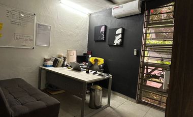 CASA EN VENTA 1 PLANTA, 2 RECÁMARAS, 2 BAÑOS, COCHERA PARA 1 AUTO