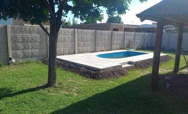 VENDE TERRENO CON PILETA EN SOLDINI