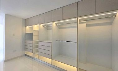 Vendo Casa, Urbanización Marina Blue,  con amplia area social.