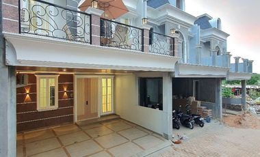 Townhouse Ekslusif strategis dan nyaman di Jagakarsa jakarta selatan
