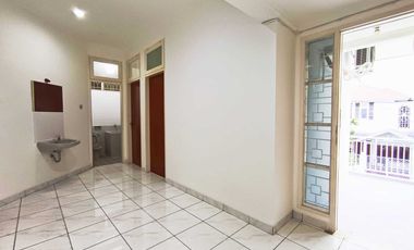 Disewakan Rumah Baru Renovasi 5 Kamar Gading Kirana