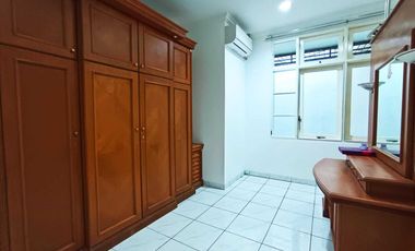 Disewakan Rumah Baru Renovasi 5 Kamar Gading Kirana