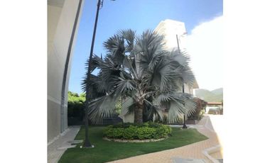 Apartamento con vista al mar en Bello Horizonte 005 R