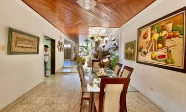 Casa hermosa y amplia en Postobon 005R