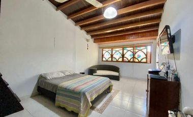 Casa hermosa y amplia en Postobon 005R