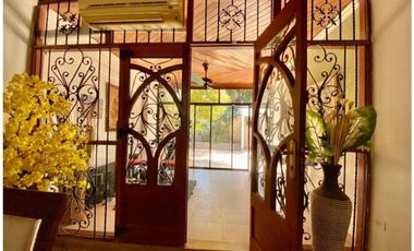 Casa hermosa y amplia en Postobon 005R