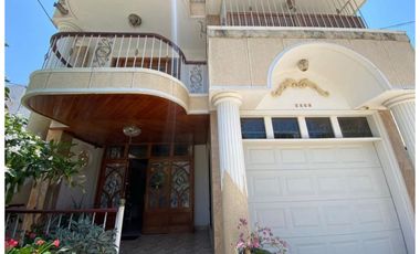 Casa hermosa y amplia en Postobon 005R