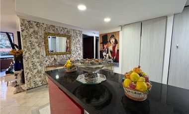 Apartamento en el Poblado sector los Balsos para venta