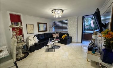 Apartamento en el Poblado sector los Balsos para venta