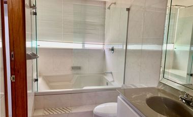 APARTAMENTO RODADERO SUR CON SALIDA DIRECTA AL MAR